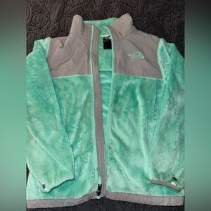 youth/women’s small north face jacket mint